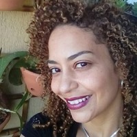 Andreia Mazetto Email
