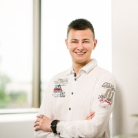 Mercedes-Benz AG Employee Jonas Scheer's profile photo