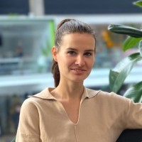 easyshares.io Employee Inès Hamy's profile photo