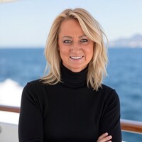 Kelcey Brueggeman Email & Phone Number