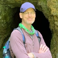 Nikolaus Volgenau Email