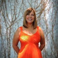 Kelly White Email & Phone Number