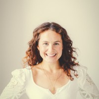 Leading on Opportunity Employee Caitlin Collins's profile photo