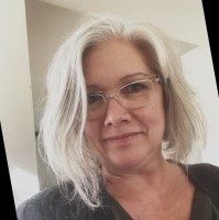 Linda Laguna Email & Phone Number