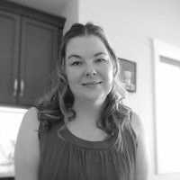 Nicole Romanyk Email