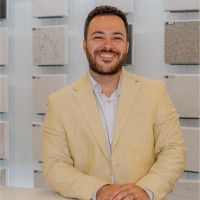 Row 34 Employee Victor Assis's profile photo