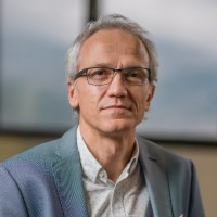 Eduardo de Nanclares Email