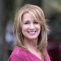 Linda Molenaar Email