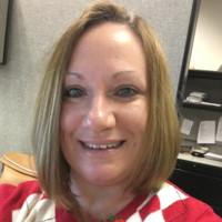 Mi-Jack Products Employee Julie Lynch's profile photo