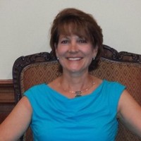 VRA Realty Employee Donna Perri's profile photo