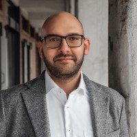 Alexander Giehoff Email