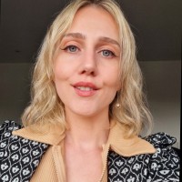 Ania Twardowska Email