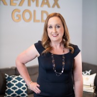 RE/MAX Gold Employee Stephenie Flood's profile photo