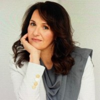Techo-Bloc Employee Nancy la Rocca's profile photo