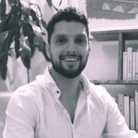 Balám Barceló Email