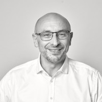 Paulo da Silva Email & Phone Number