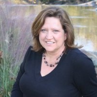 Elaine Phillips Email & Phone Number