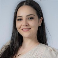 Radix Employee Aline Prates's profile photo