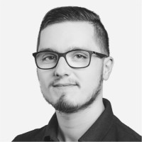 Dariusz Cichorski Email