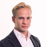 Måns Hellström Email