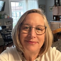 Paramount Sleep Employee Mary Glynn's profile photo