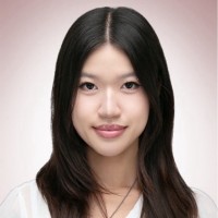 hello82 Employee Lauren Tran's profile photo