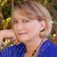 Phoenix & Dragon Bookstore Employee Candace Apple's profile photo