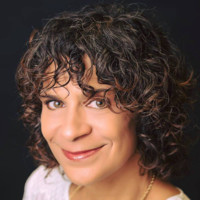 eXp Realty Employee Suzanne Hatfield's profile photo