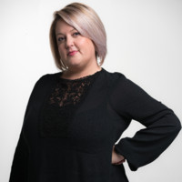 UNITE Hair Employee Nikki Neubarth's profile photo