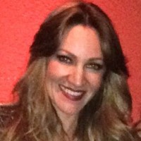 Priscilla Alves Email