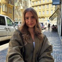 Globus Medical Employee Eden Davis's profile photo