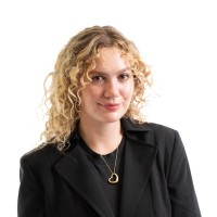 Ugg Mini Employee Cecilia Barringer's profile photo