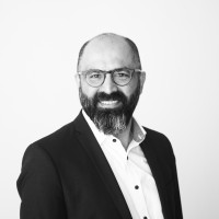Madjid Montazeri Email