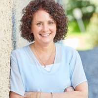 Tracy Hoben Email & Phone Number
