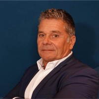 Eric Schlösser Email