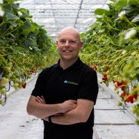 Rob van Den Oever Email