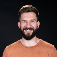 Michal Knapkiewicz Email