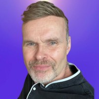 QA Ltd Employee Simon Coombs's profile photo