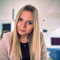 Laetitia Cully Email