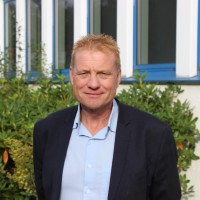 Jon Røv Email