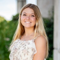 AlloVoisins Employee Clara Garnier's profile photo