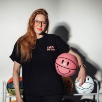 The Rocket Scientists Employee Jennifer Herzog's profile photo