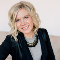 Mandy McKenzie Email & Phone Number