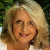ONETOO Employee Michelle Ebrignetti's profile photo