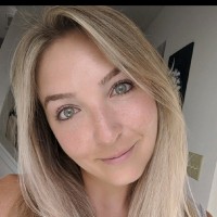 Samantha Rt Email & Phone Number