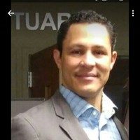 United Airlines Employee Carlos Baez's profile photo