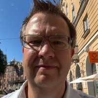 Paul Göransson Email
