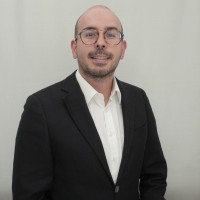 Cesar Luna Email