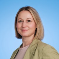 Erna Domsgen Email & Phone Number