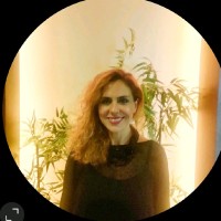 Alev Akca Email
